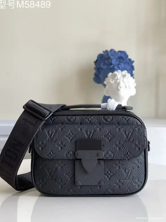 Official oldcobbler LOUIS LOCK MESSENGER S VUITTON 0619